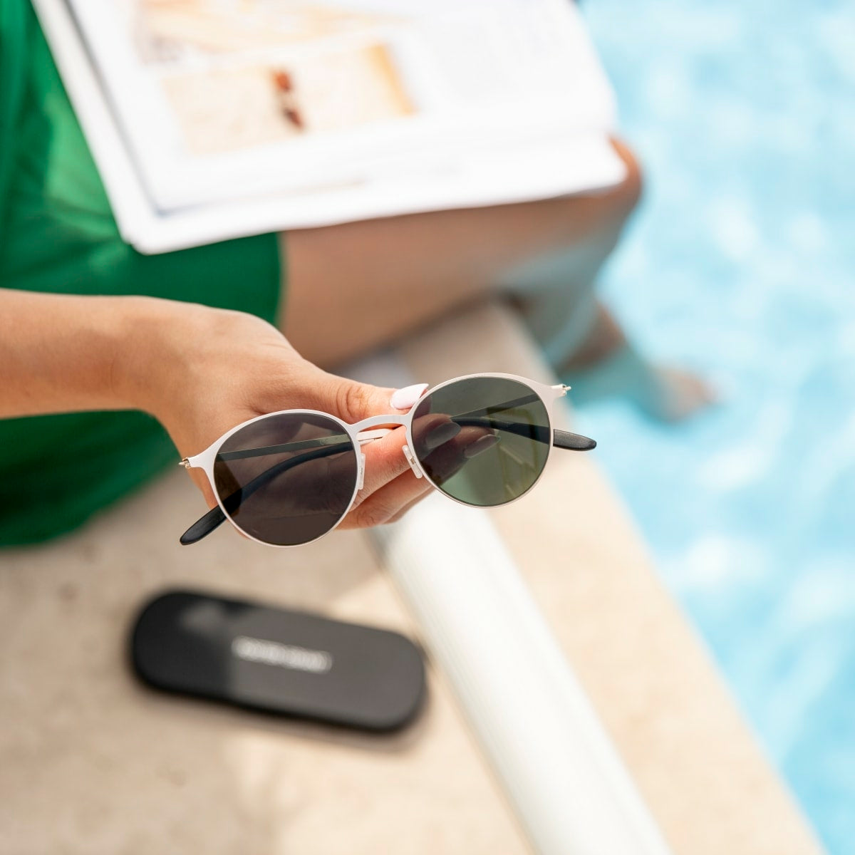 Joy Super Flat Sunglasses - Sun - Unmagnified - Gold - Variant Link